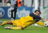 FIFA转播收入-双线激战！Doinb巅峰对决与德布劳内60分钟破纪录，胜负悬念拉满